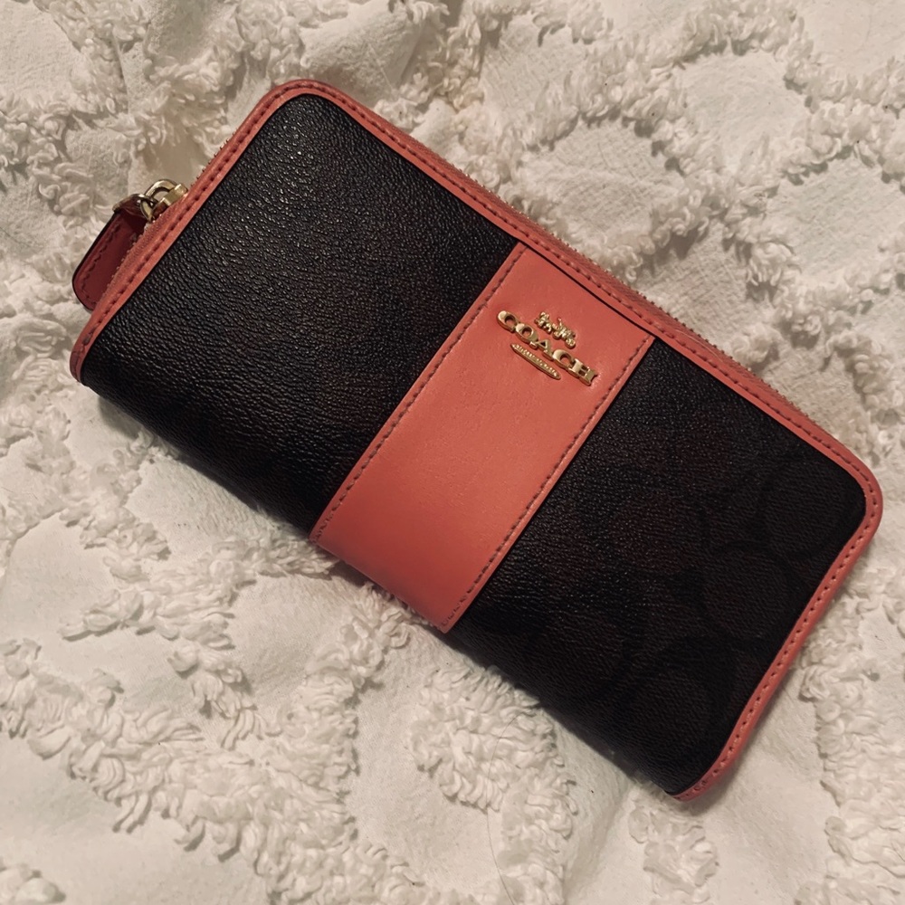 Coach wallet